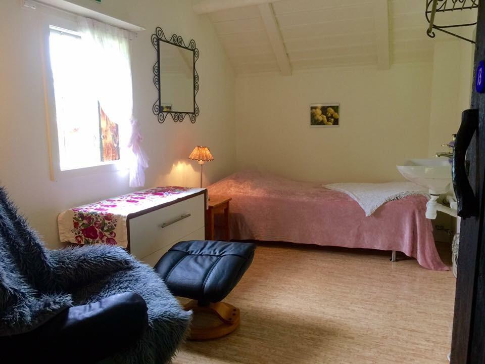 Stora Djuloe Vandrarhem Katrineholm Room photo